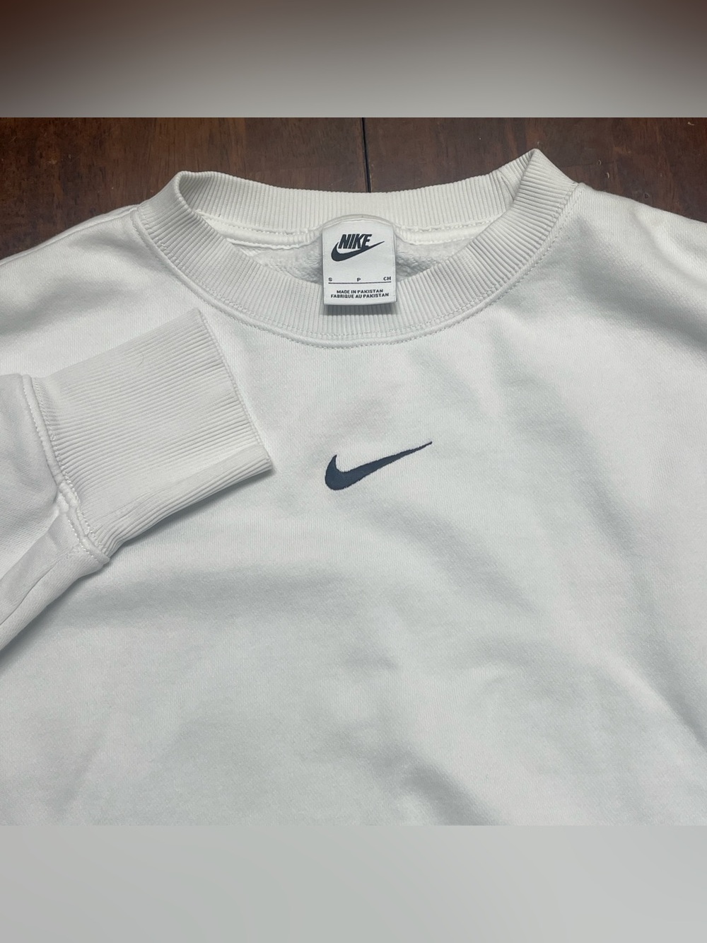 Nike Sweatshirt Womens Small White Crewneck Fleece Center Swoosh Logo Oversized